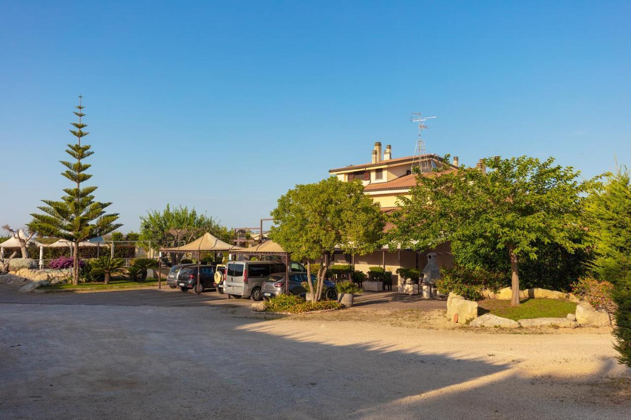Bed & Breakfast Giardini Di Marzo Лечче Екстер'єр фото