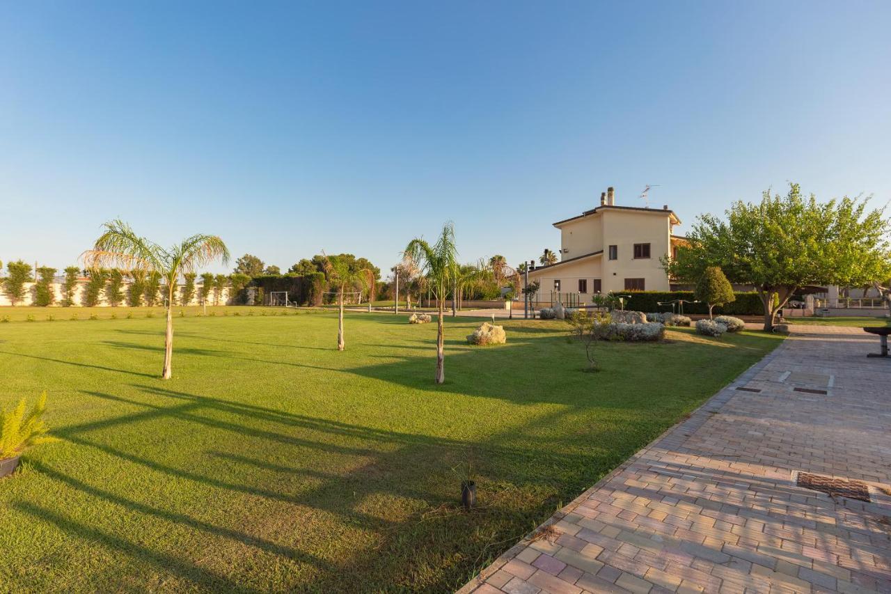 Bed & Breakfast Giardini Di Marzo Лечче Екстер'єр фото