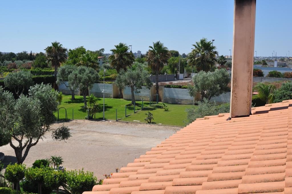 Bed & Breakfast Giardini Di Marzo Лечче Екстер'єр фото